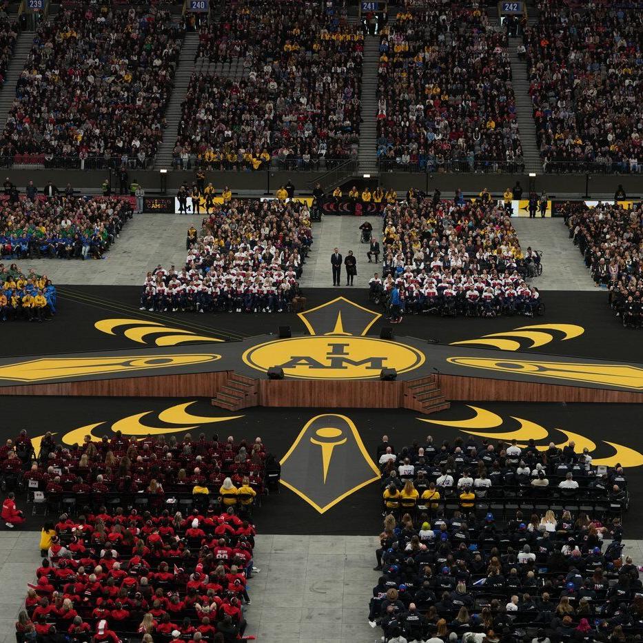 Justin Trudeau, Prince Harry take in final day of Invictus Games in Vancouver